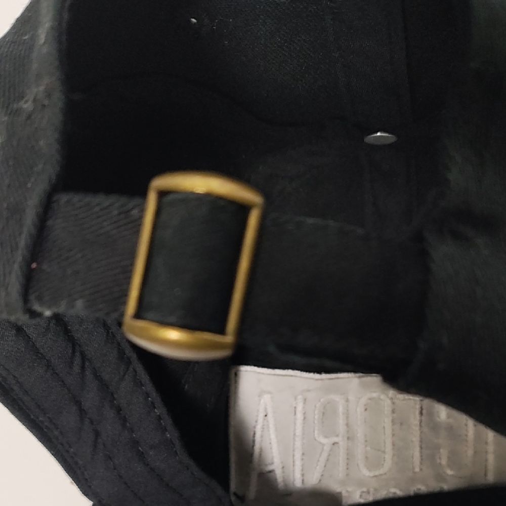 Perfect Cap for Use Daily - Picture 7 of 9